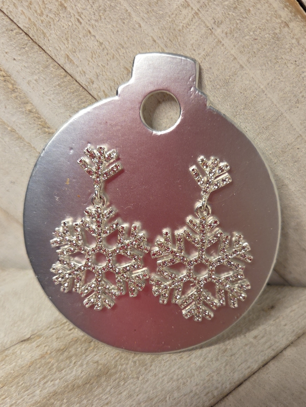 NWT Snowflake Faux Diamond Drop Earrings
